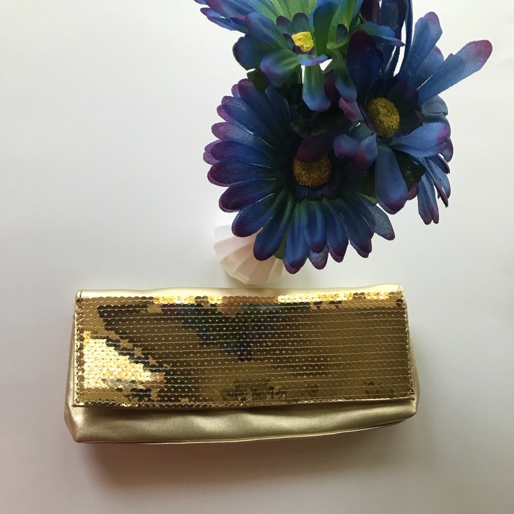 Gold sequence clutch